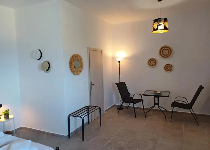 'nektarios' Cycladic House With Sunrise And Sea View!! * Oia (Santorini)