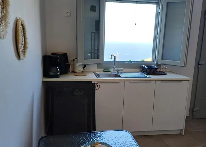 'nektarios' Cycladic House With Sunrise And Sea View!! *